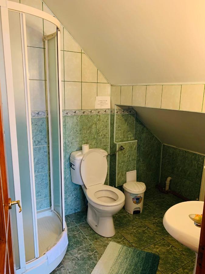 Alex & Maria Hotel Carpinisu Bagian luar foto